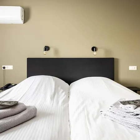 Hotel De Drie Linden 3*