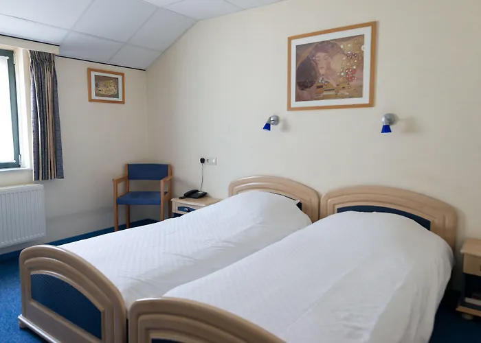 De Drie Linden Hotel 3*