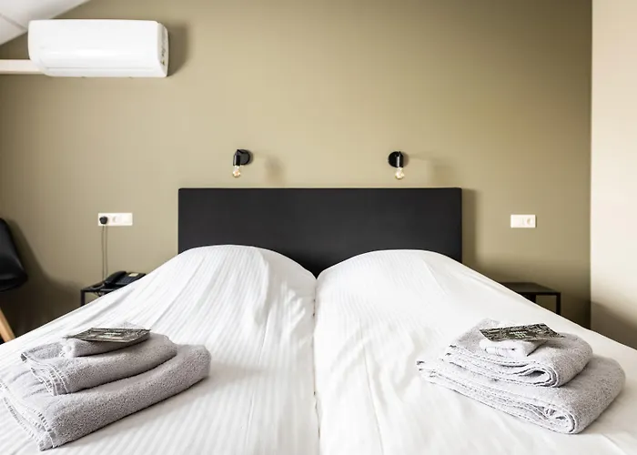 De Drie Linden Hotel